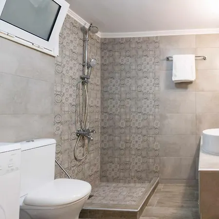 Kamari Petit & - Chania Apartman Hriszí Aktí Haniá