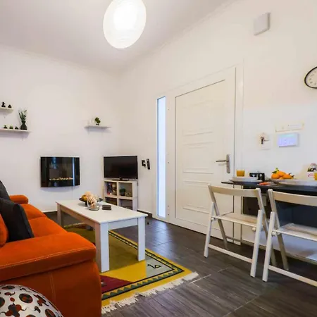 Kamari Petit & - Chania Chania (Crete)