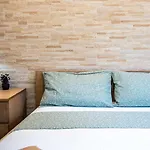 Kamari Petit & - Chania Apartment *