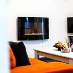 Kamari Petit & - Chania Apartment