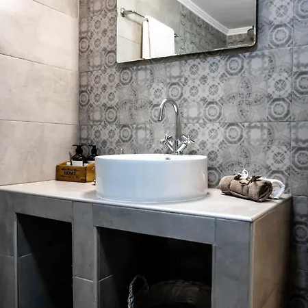 Апартаменты Kamari Petit - Chania