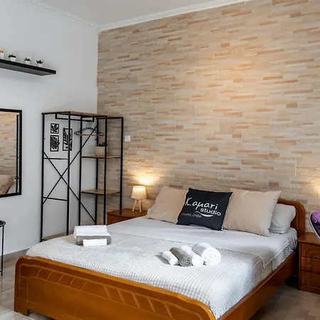 Kamari Petit & - Chania * La Canea