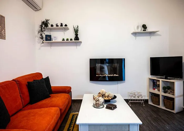 Kamari Petit & - Chania * La Canea