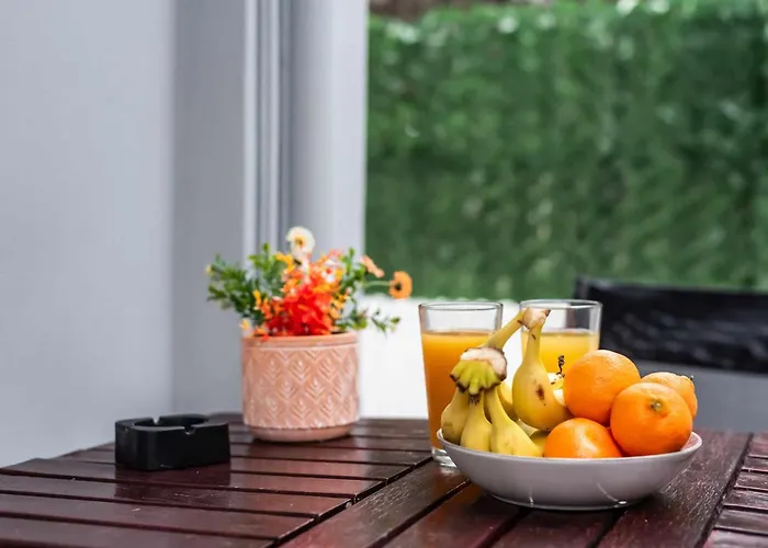 Kamari Petit & - Chania Appartamento