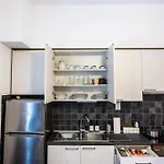 Kamari Petit & - Chania Apartmán