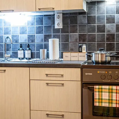 Kamari Apartments - Chania City Апартаменти *