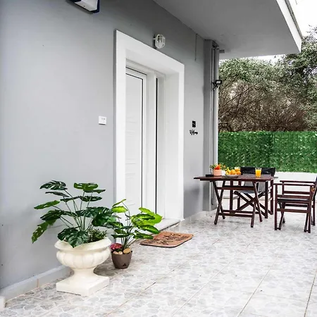 Kamari Apartments - Chania City * Ханья (Крит)